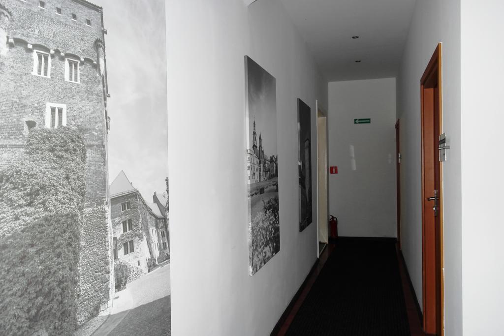 Amber Guest Rooms Krakow Exterior photo
