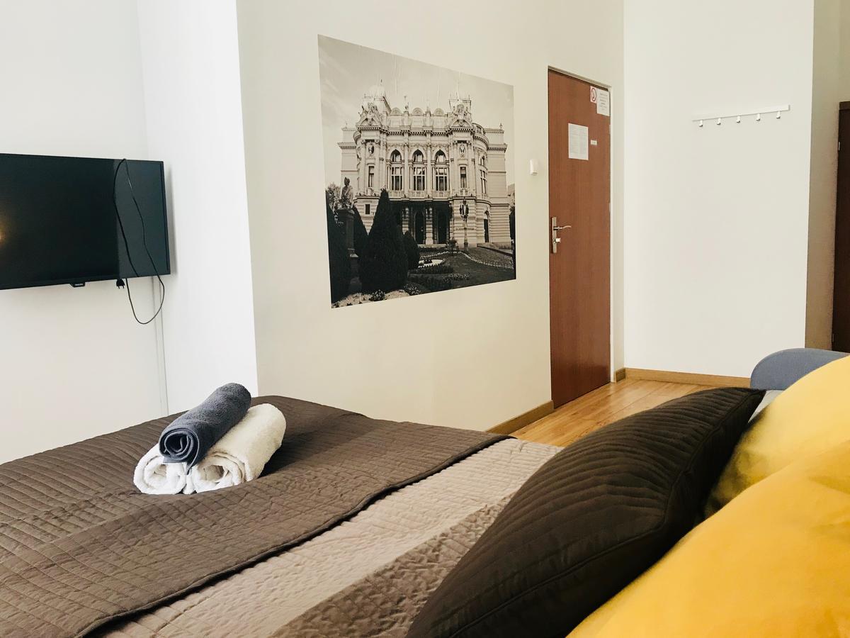 Amber Guest Rooms Krakow Exterior photo